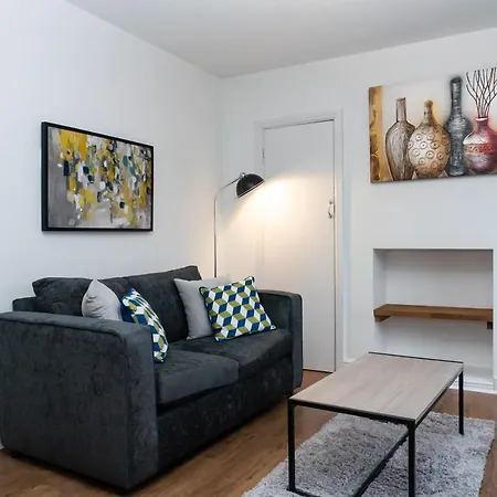 Relaxation By Olauda Sa - 3 Bed House With Free Parking Бристоль