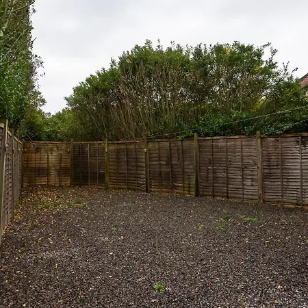 Holiday home Relaxation By Olauda Sa - 3 Bed House With Free Parking Bristol