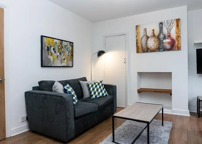 Relaxation By Olauda Sa - 3 Bed House With Free Parking بريستول