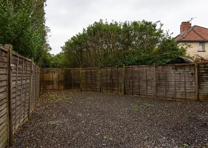 Holiday home Relaxation By Olauda Sa - 3 Bed House With Free Parking Bristol